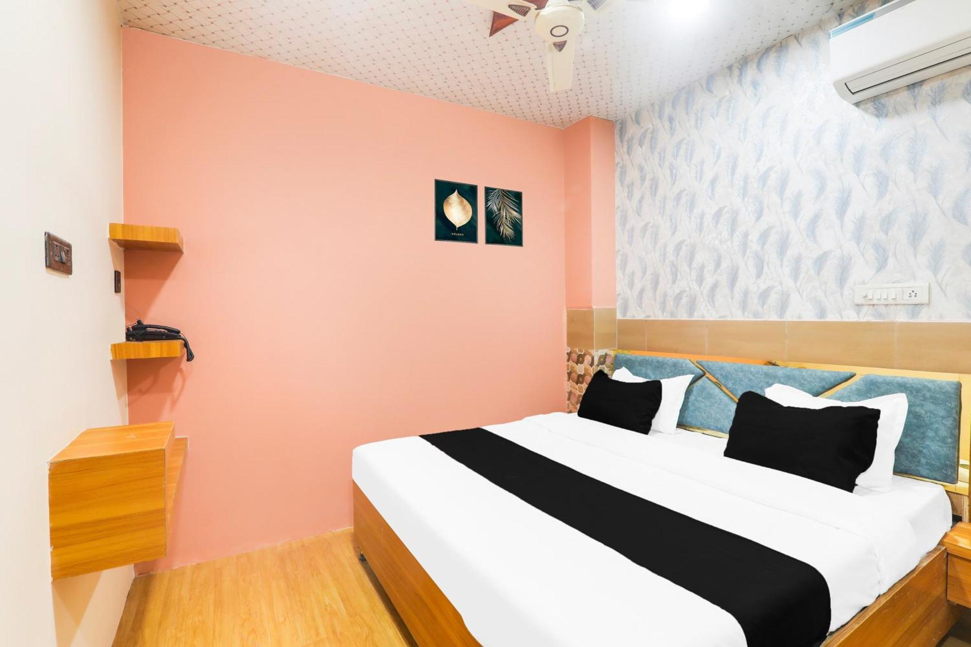 Hotel O V. K Palace Inn ลัคเนา ภายนอก รูปภาพ